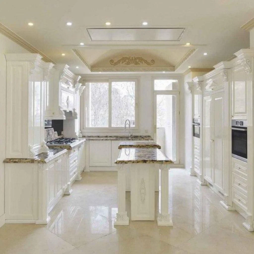 مقایسه سنگ طبیعی و کوارتز در صفحه کابینت