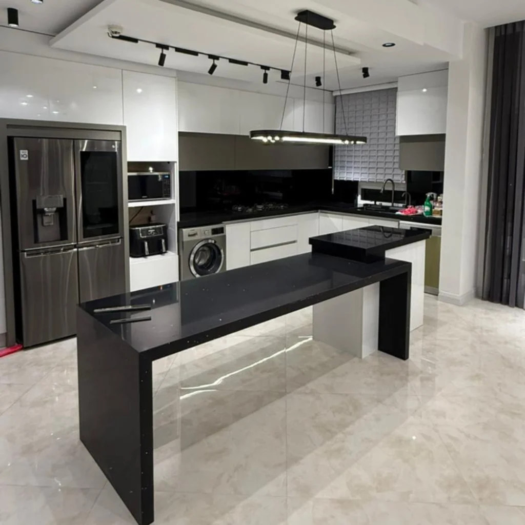 صفحه کابینت کورین مشکی